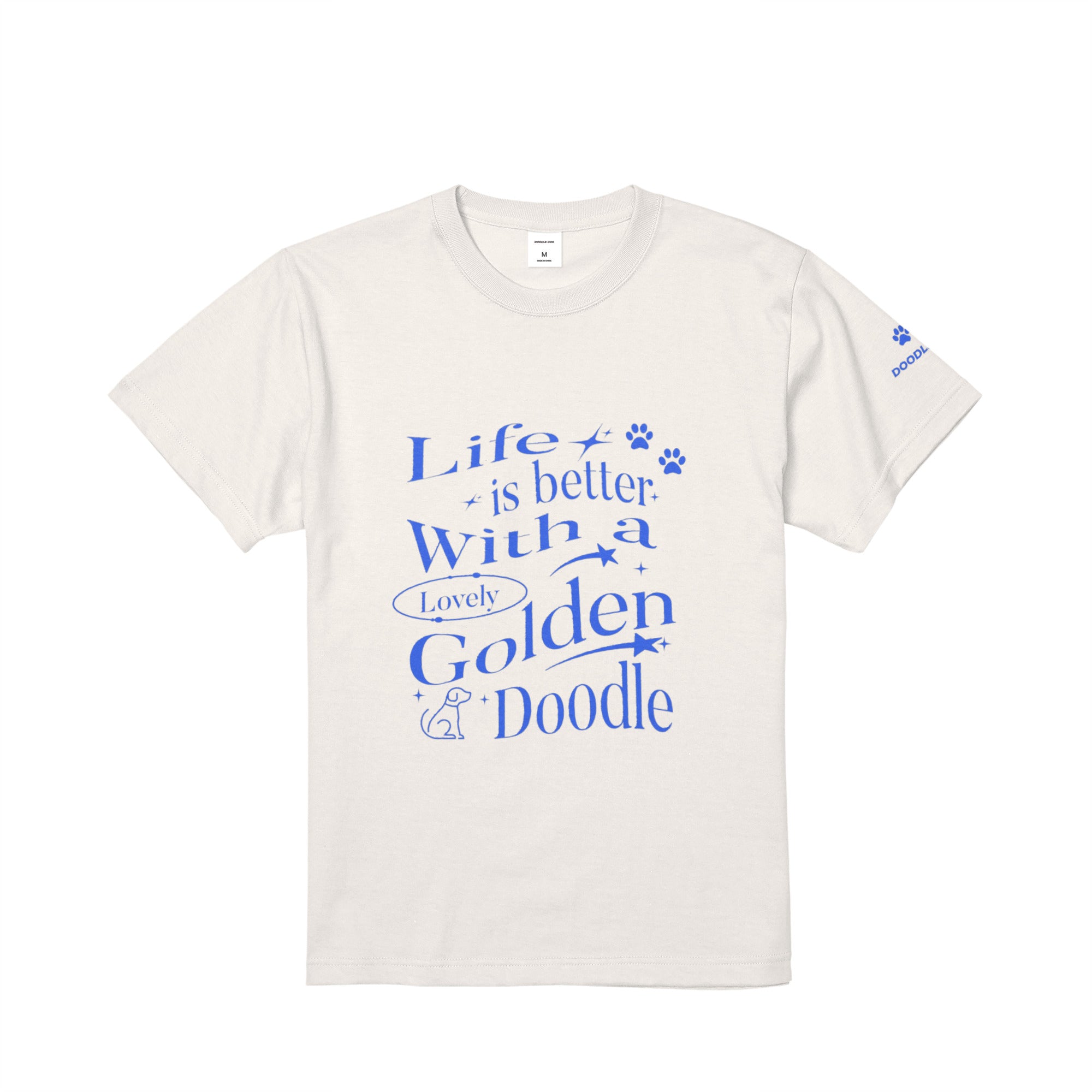 LIFE IS BETTER WITH A GOLDEN DOODLE｜グラフィックデザインT vanilla-white image