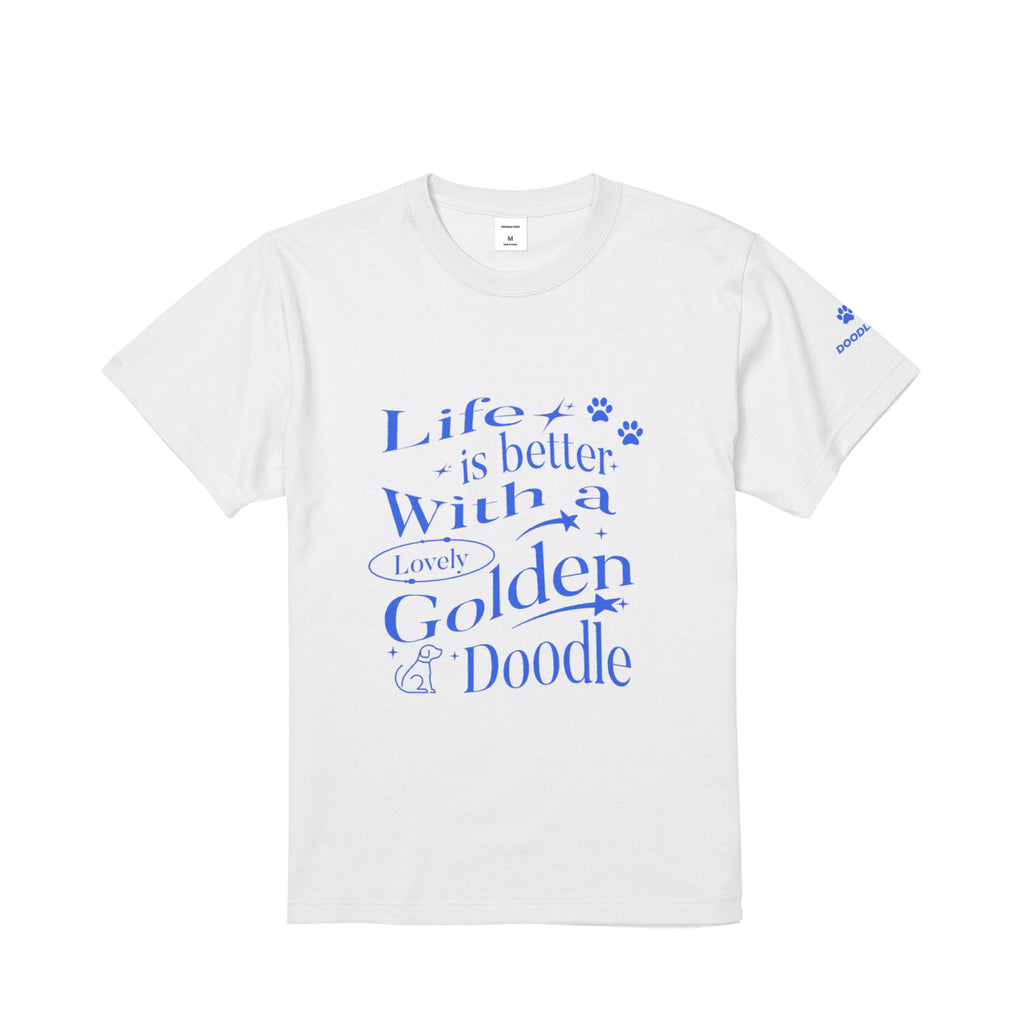 LIFE IS BETTER WITH A GOLDEN DOODLE｜グラフィックデザインT white image